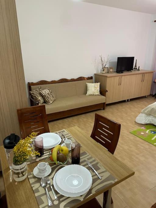 Studio Of Shpresa Vlorë Екстериор снимка