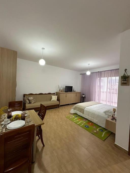 Studio Of Shpresa Vlorë Екстериор снимка