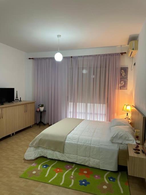 Studio Of Shpresa Vlorë Екстериор снимка